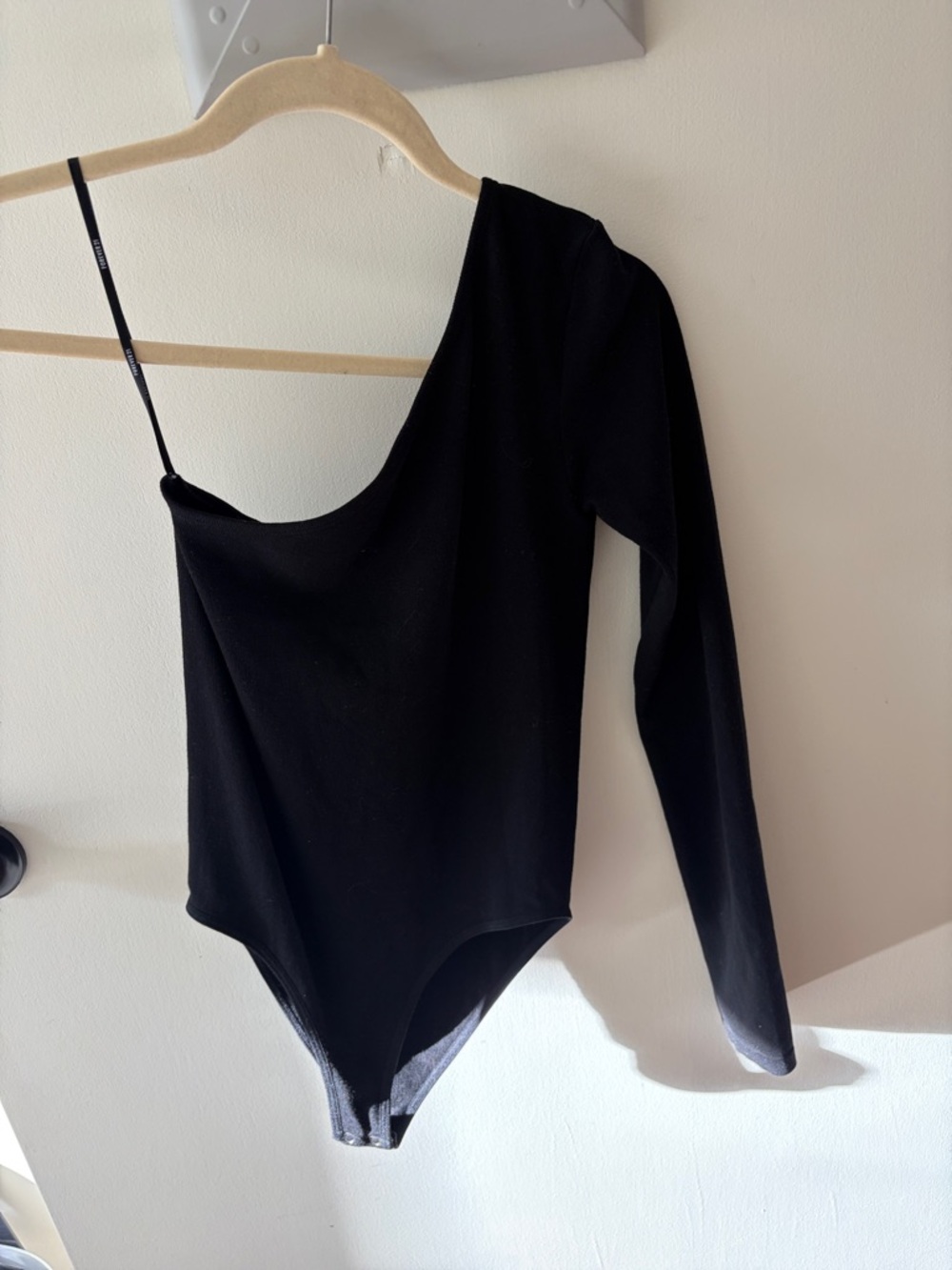 Forever 21 Black One-Shoulder Long Sleeve Bodysuit (S)